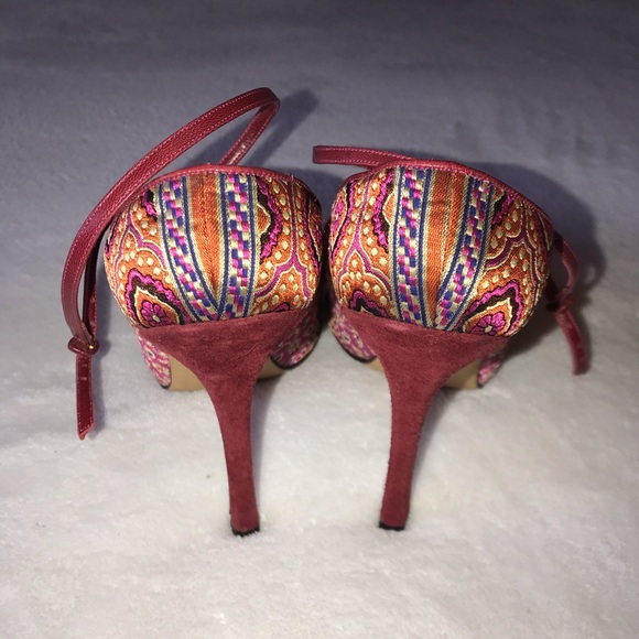 Manolo Blaniks shoes - Picture 5 of 7